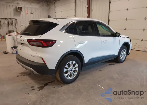 2024 Ford Escape Active z USA, uszkodzony, nr VIN 1FMCU9GN2RUB06331